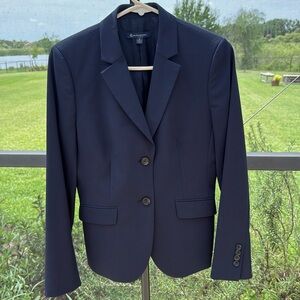Brooks Brothers Dark Navy Blue Women's Blazer Two Buttons Back Slit 6